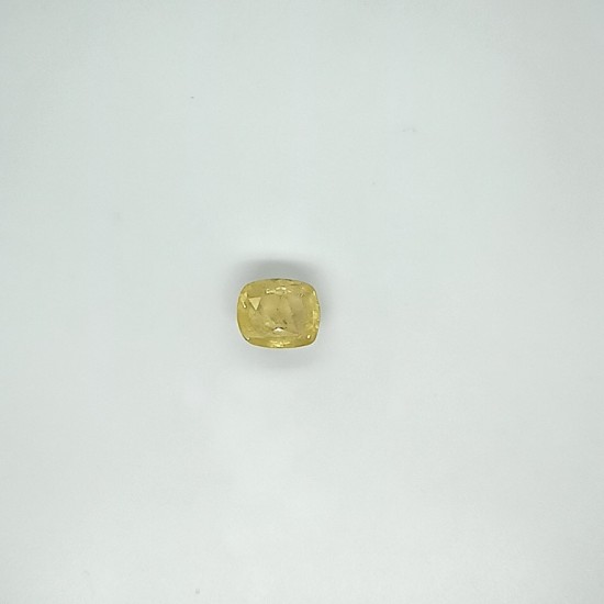 Yellow Sapphire (Pukhraj) 7.29 Ct